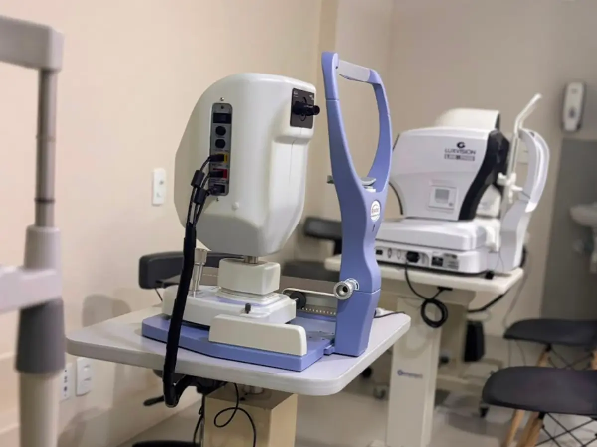 Estrutura e equipamentos da Oftalmo Città para atendimento de urgência